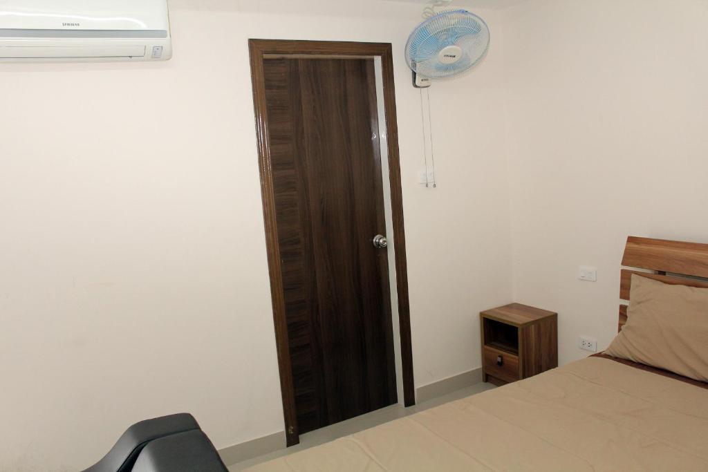 Utd Apartments Sukhumvit Ban Khlong Nang Li Номер фото