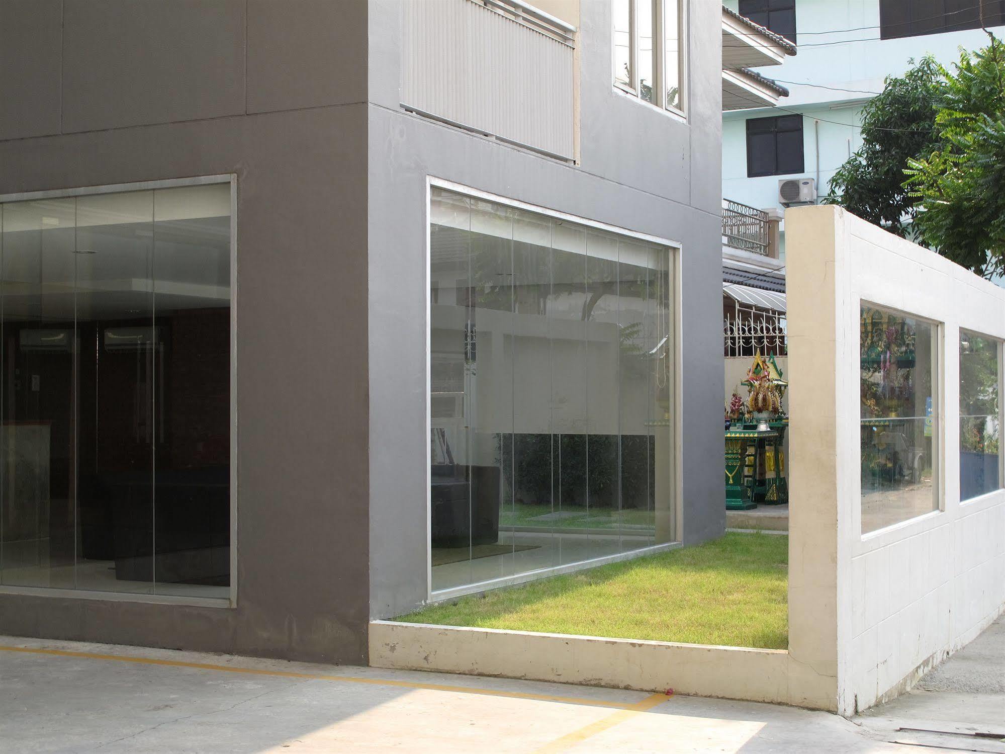 Utd Apartments Sukhumvit Ban Khlong Nang Li Экстерьер фото
